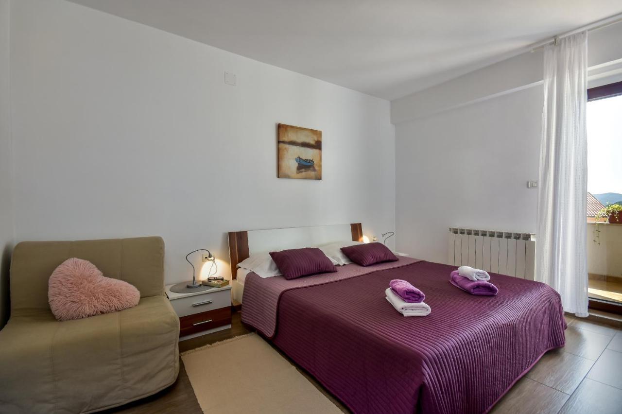 Apartman Grabar Roč Екстериор снимка
