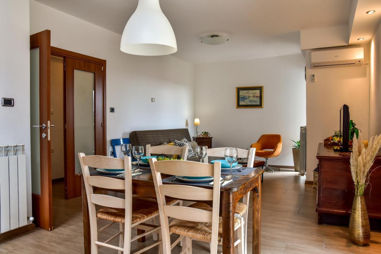 Apartman Grabar Roč Екстериор снимка